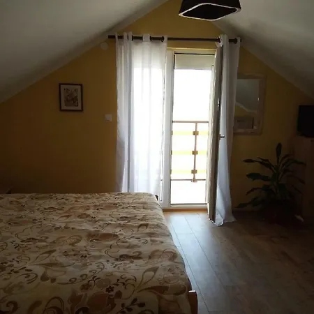 Bed and Breakfast Bole